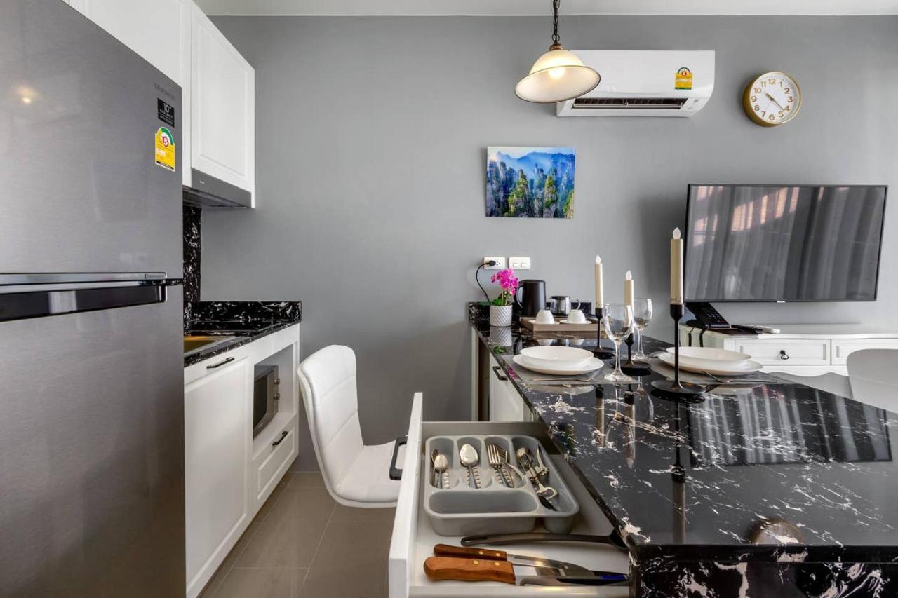 Palmyrah Surin, Modern 1Br With Terrace, 150 Meters To Surin Beach Zewnętrze zdjęcie